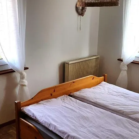 Casa Dina بيت للعطل لوغانو